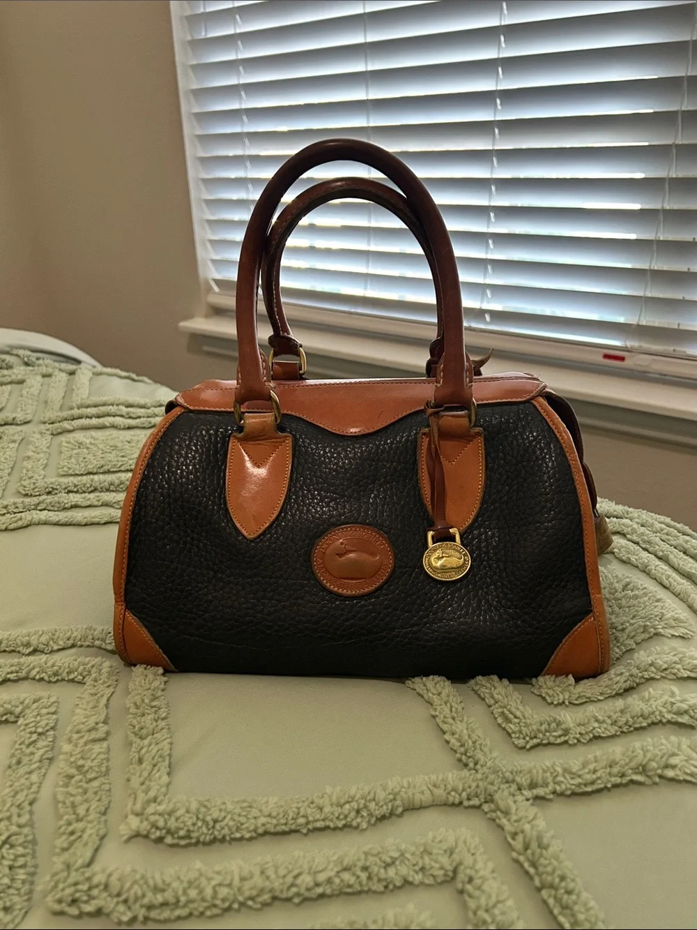 Dooney &Bourke Black and Tan Leather Doctor Satchel Handbag w/ lock and key